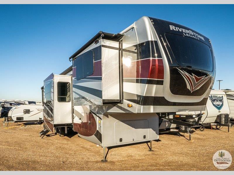 RVs with a Bath and a Half