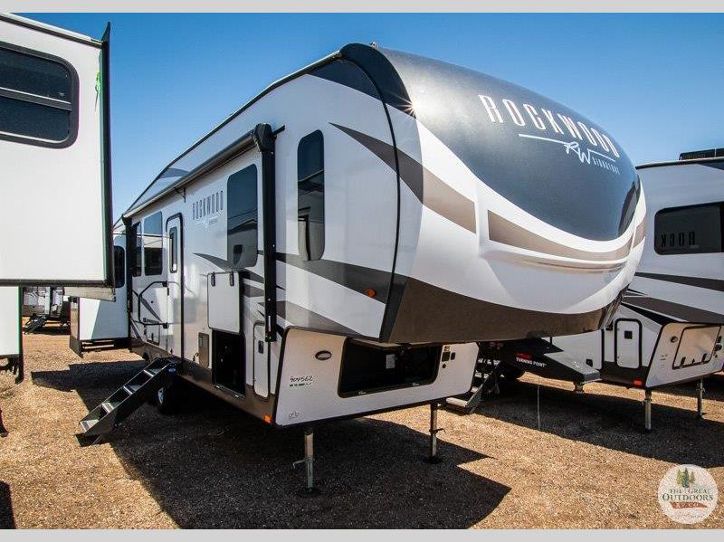 RVs for 6-8 People